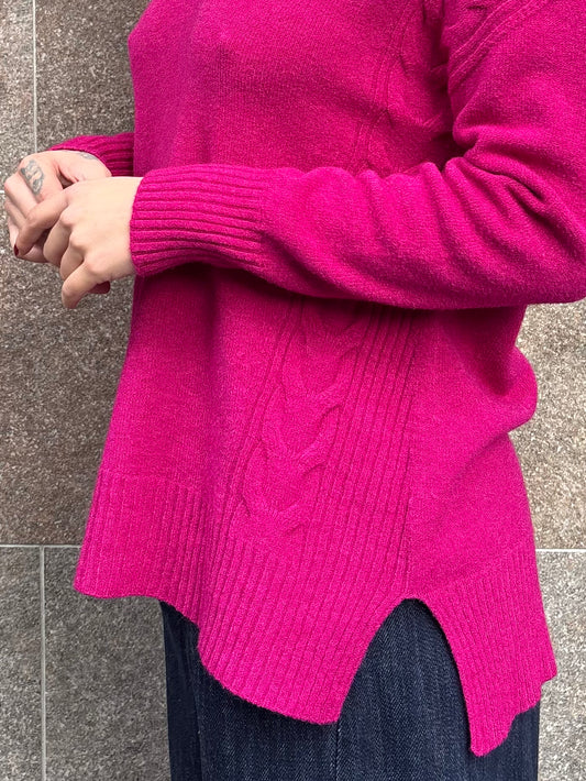 Maglia scollo V trecce