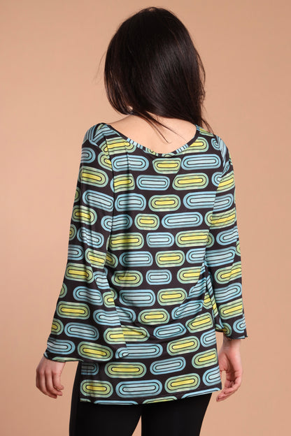 Maglia manica svasata