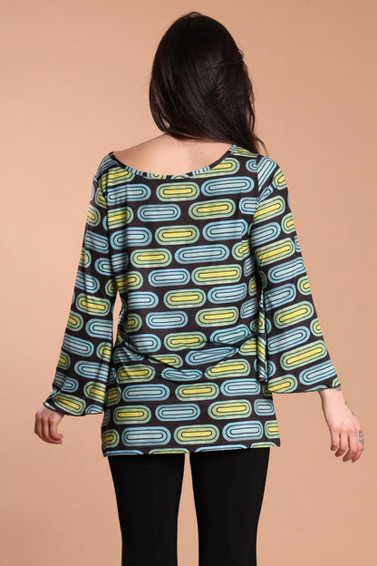 Maglia manica svasata