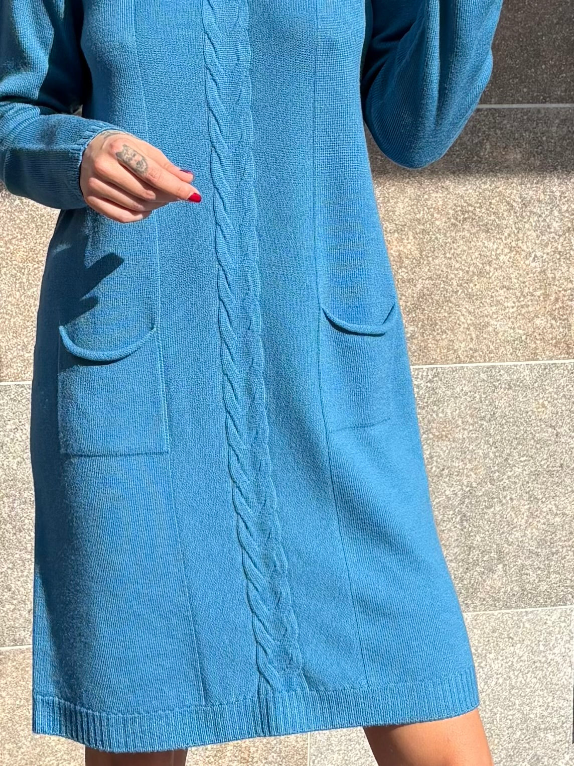 Abito dolcevita treccia