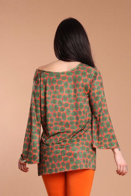 Maglia manica svasata