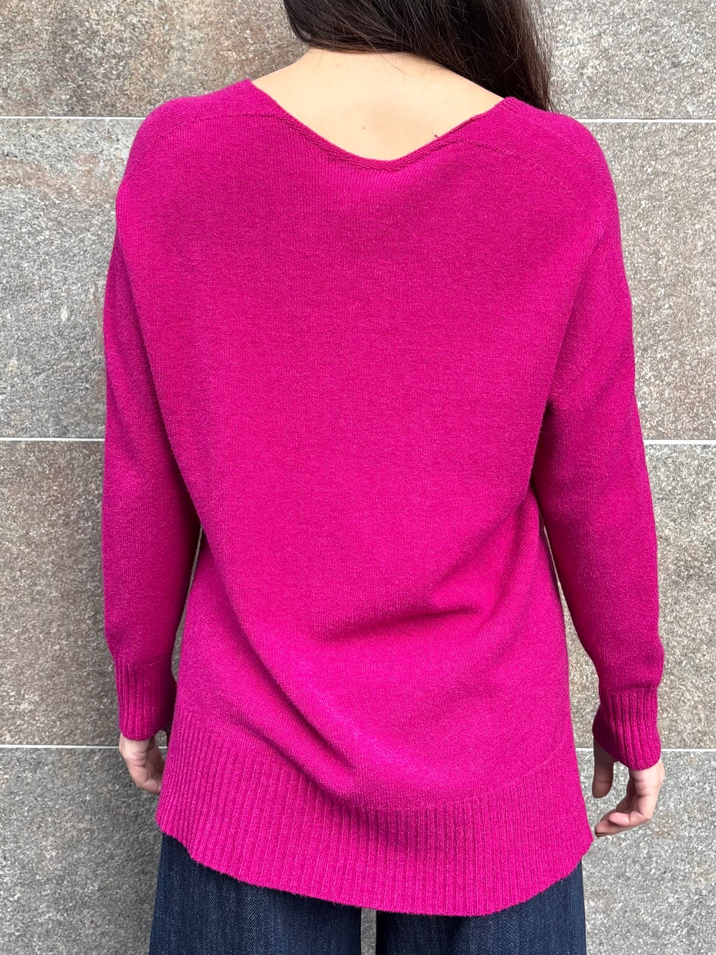 Maglia scollo V trecce