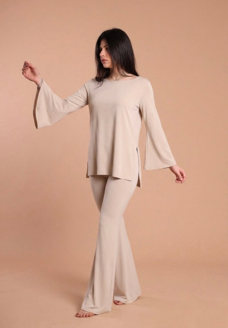 Maglia manica svasata - Beige