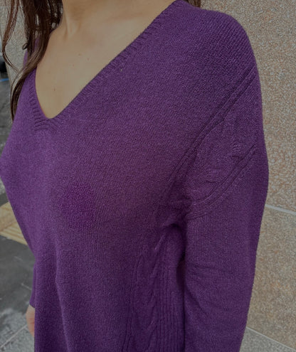 Maglia scollo V trecce